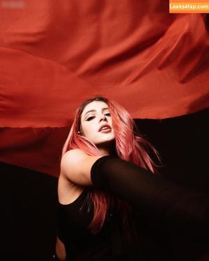 Chrissy Costansa photo #0046