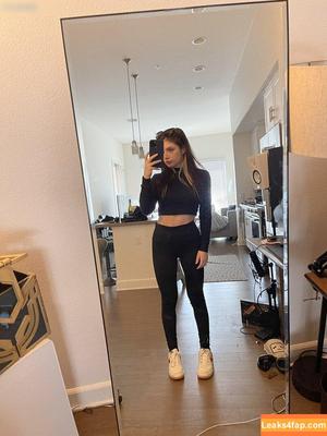 Chrissy Costansa photo #0049