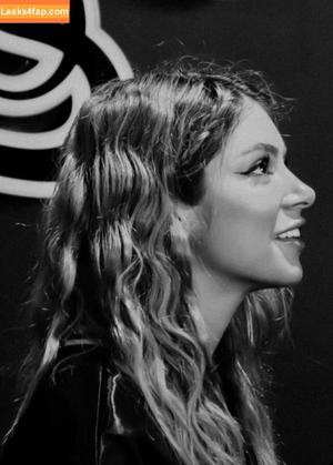 Chrissy Costansa photo #0133