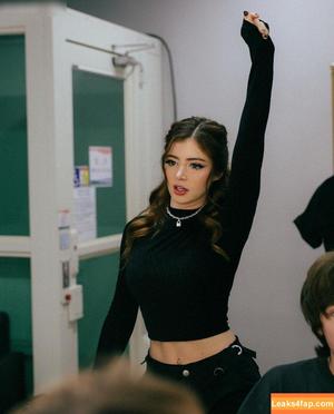 Chrissy Costansa photo #0155