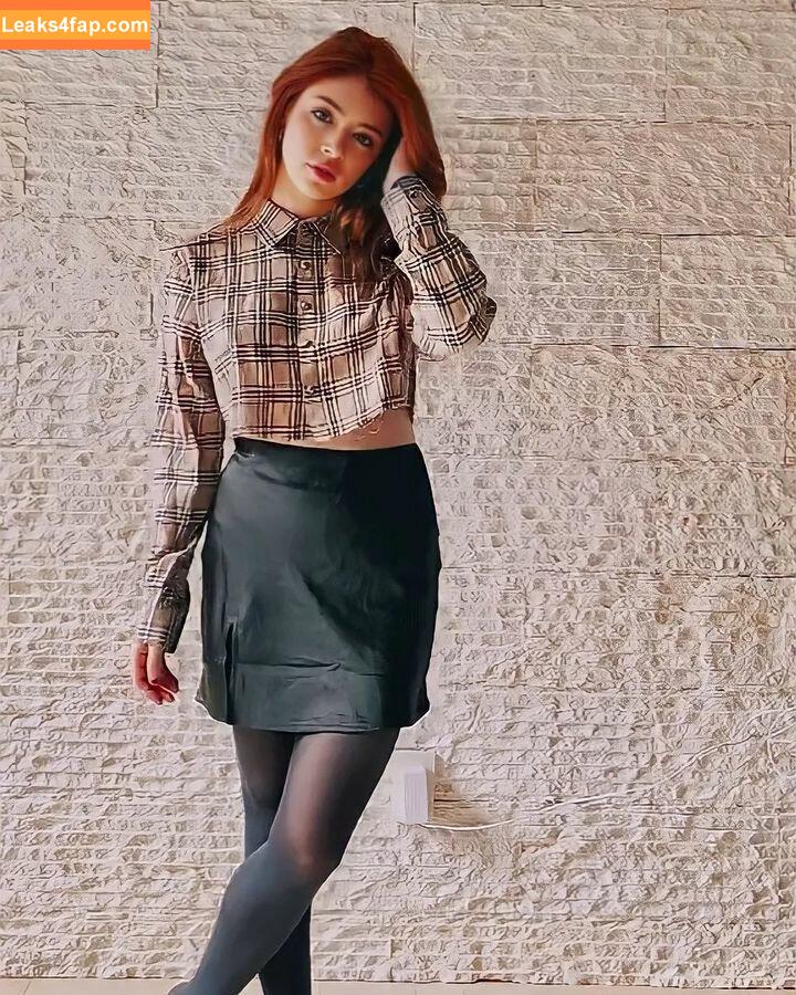 Chrissy Costanza / chrissycostanza leaked photo photo #0024