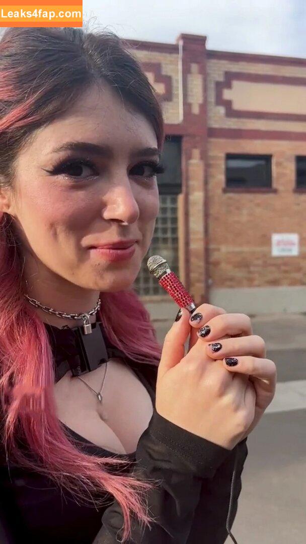 Chrissy Costanza / chrissycostanza leaked photo photo #0035