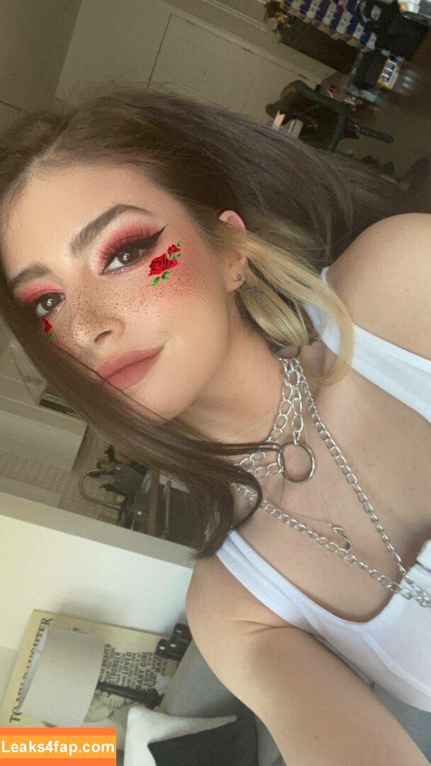 Chrissy Costanza / chrissycostanza leaked photo photo #0048