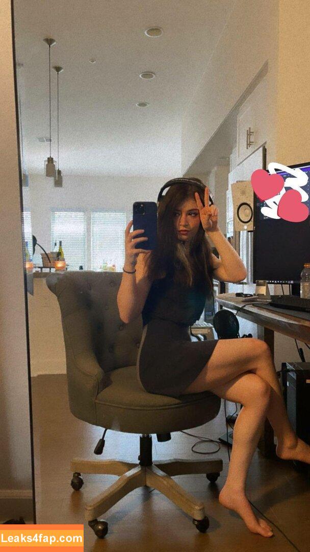 Chrissy Costanza / chrissycostanza leaked photo photo #0050