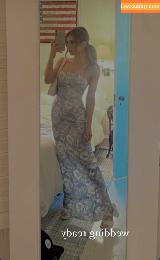 Chrissy Costanza / chrissycostanza leaked photo photo #0057