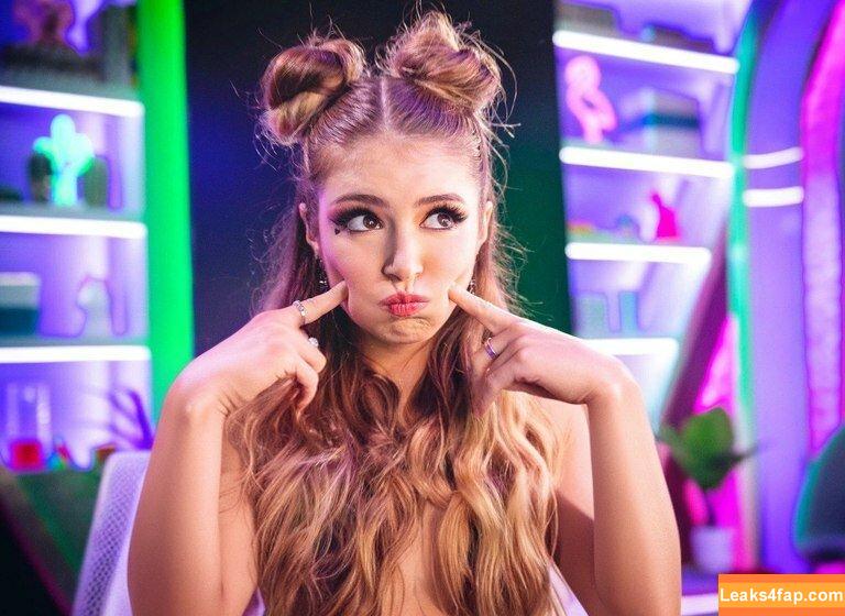 Chrissy Costanza / chrissycostanza leaked photo photo #0094