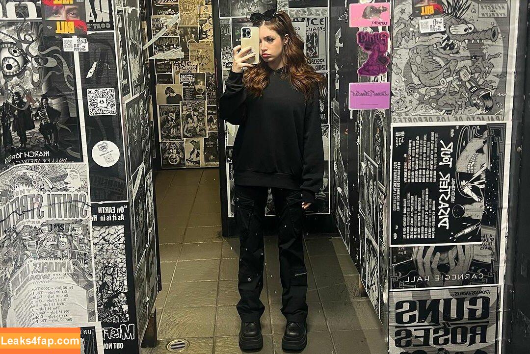 Chrissy Costanza / chrissycostanza leaked photo photo #0132