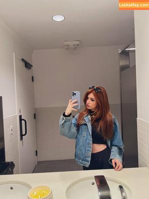 Chrissy Costanza photo #0018