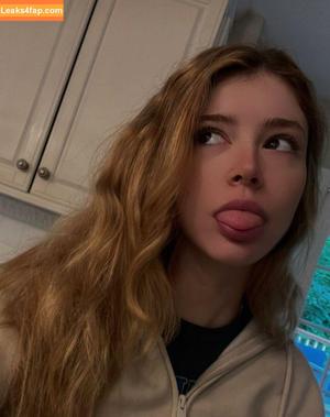 Chrissy Costanza photo #0118