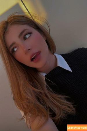 Chrissy Costanza photo #0121