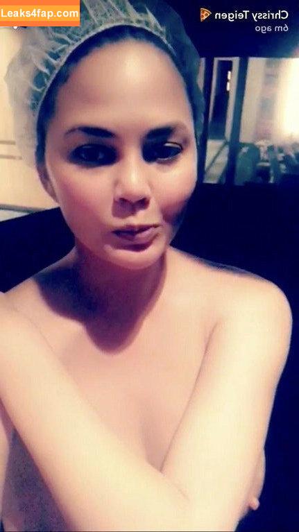 Chrissy Teigen / ChrissyTeigen слитое фото фото #0029