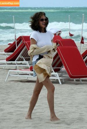 Chrissy Teigen фото #0059