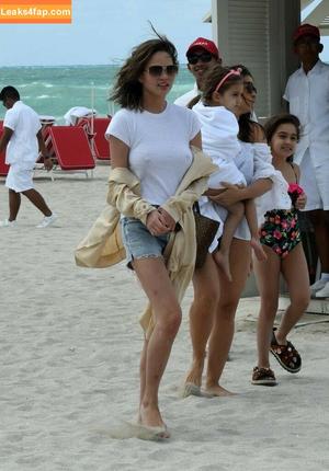 Chrissy Teigen фото #0061