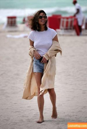 Chrissy Teigen фото #0094