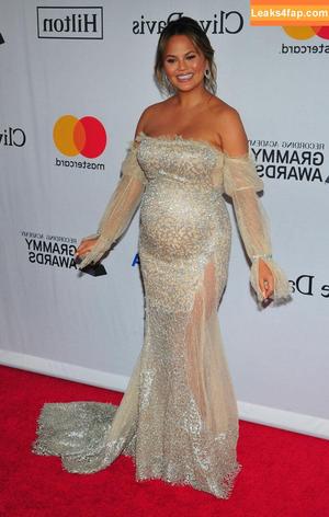 Chrissy Teigen фото #0197