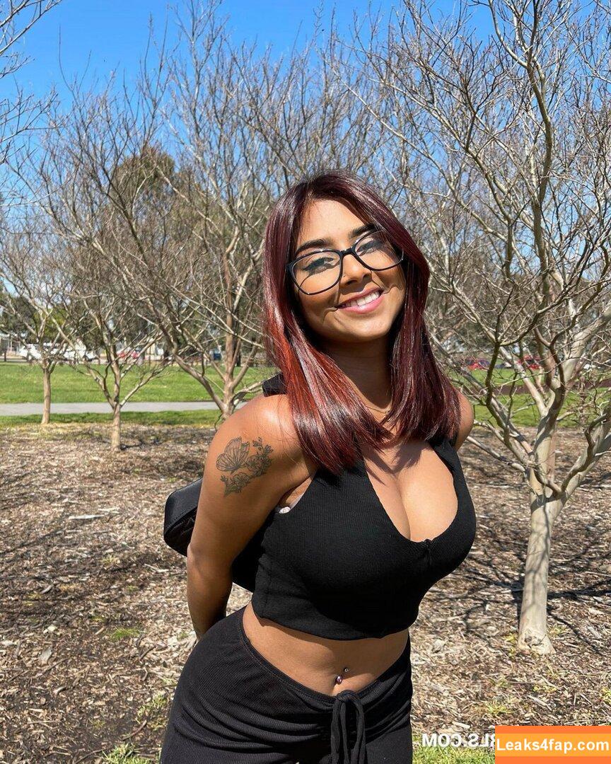 Chrissymenzies / chrissymenzies__ leaked photo photo #0034
