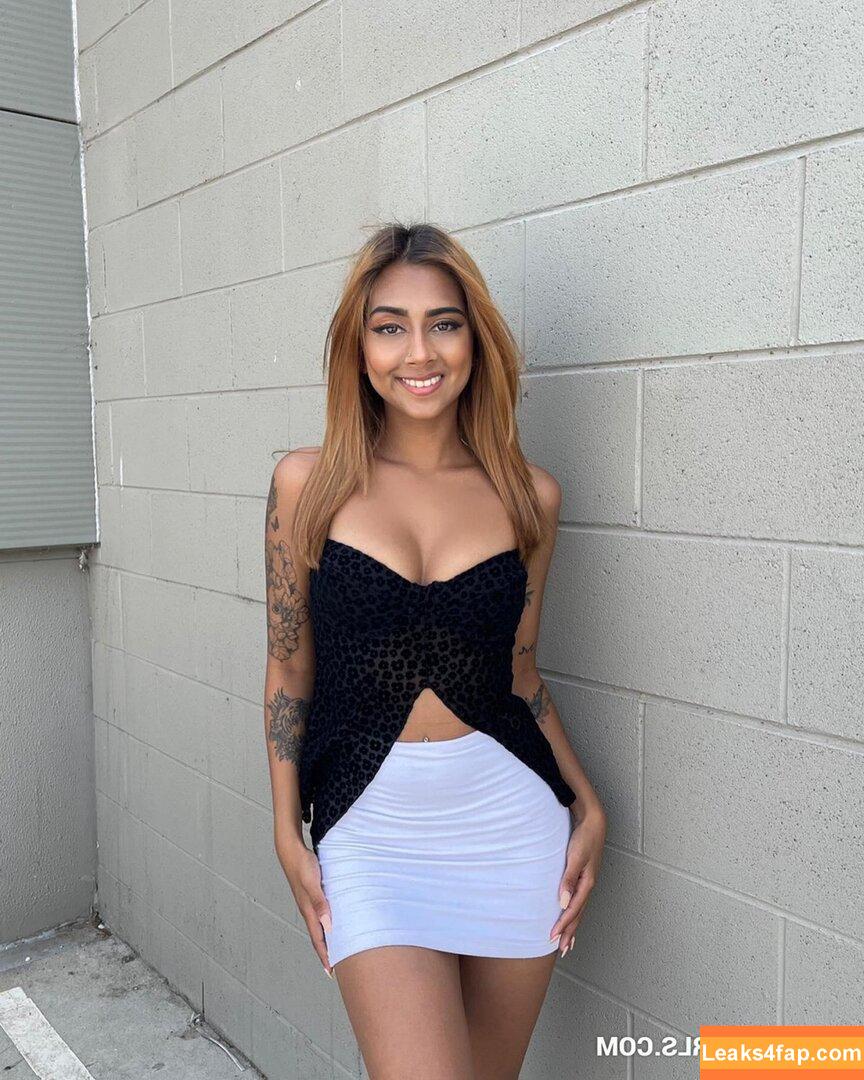Chrissymenzies / chrissymenzies__ leaked photo photo #0039