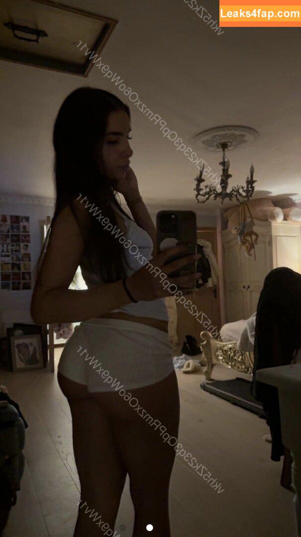 Christabellaeee / itsjadeeeee leaked photo photo #0065