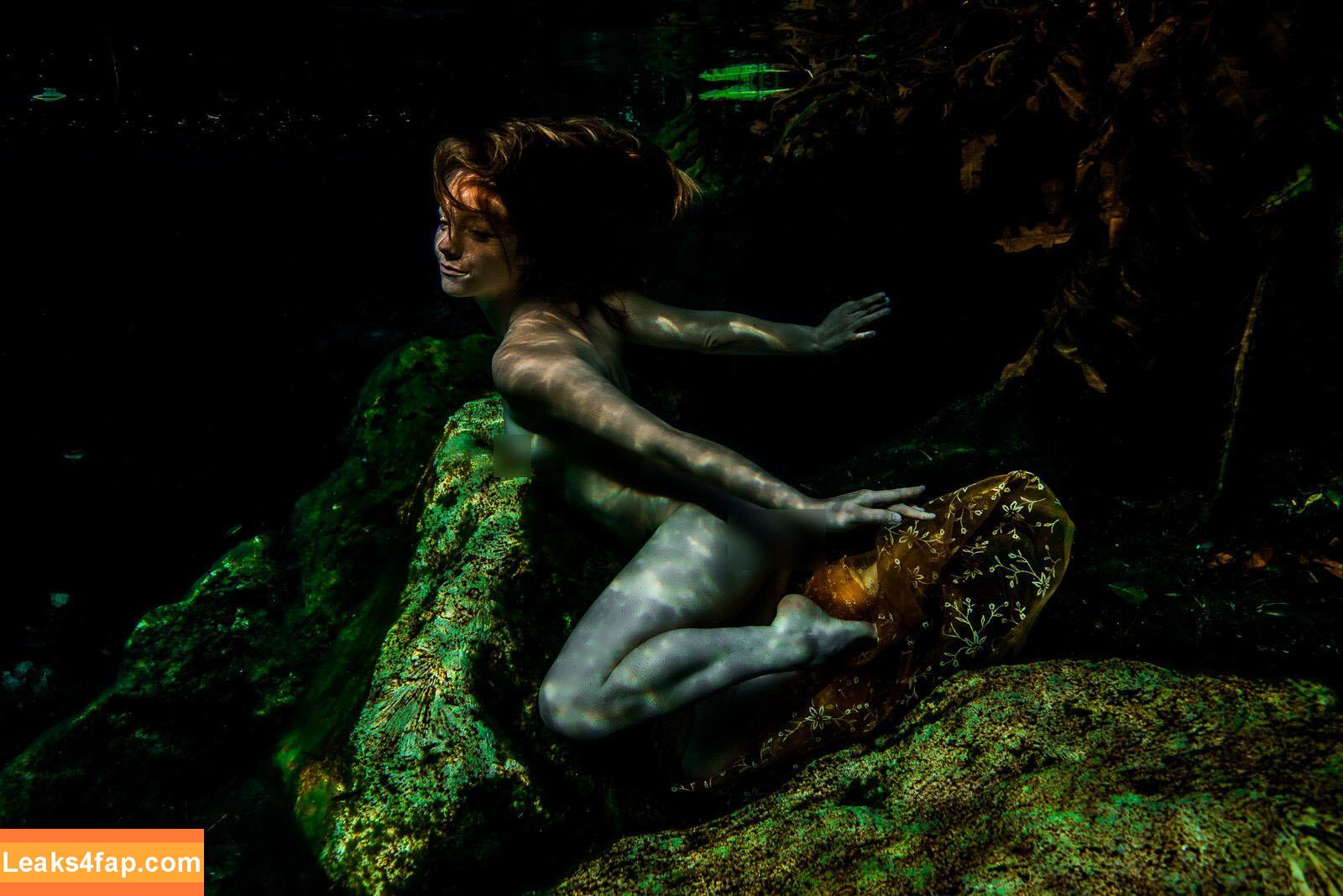 Christelle /  слитое фото фото #0019