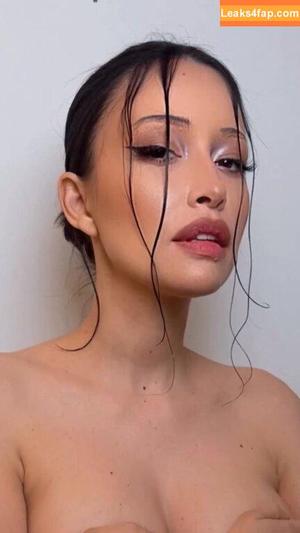 Christian Serratos photo #0052