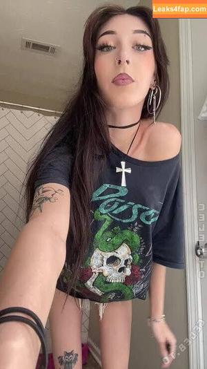 Christiancatlover69 photo #0001