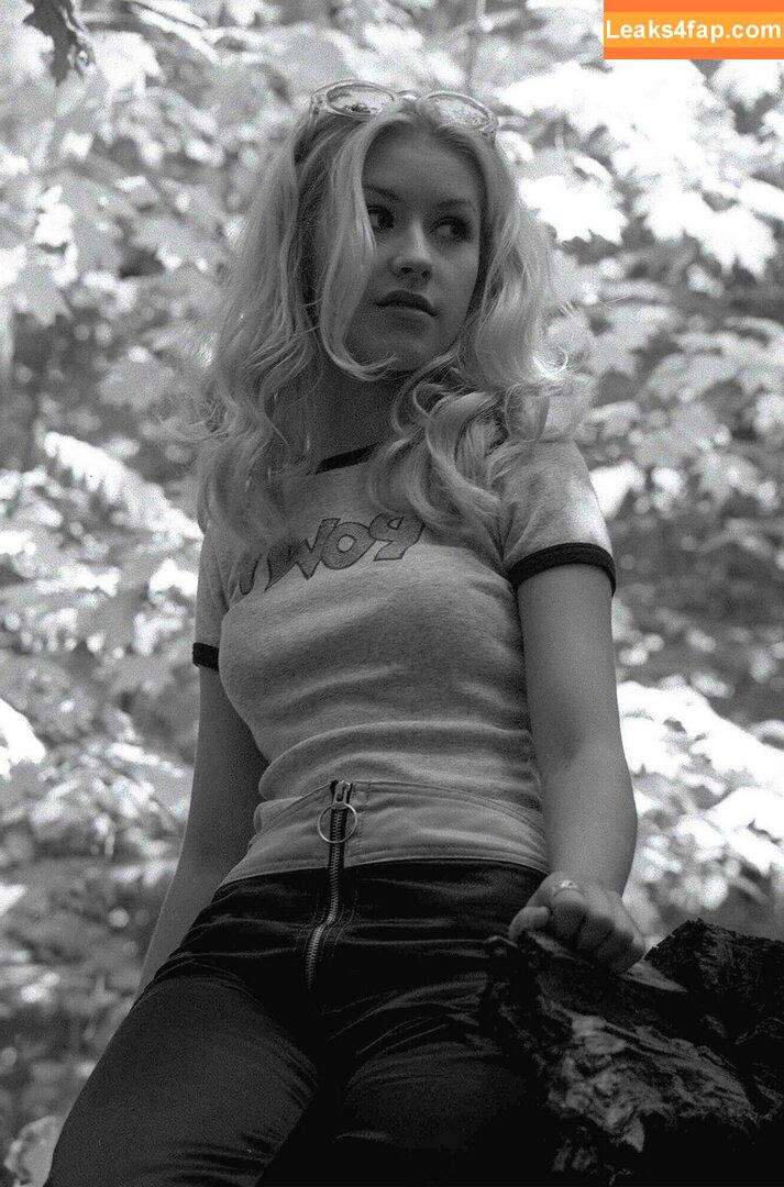 Christina Aguilera / XTINA / christinaaguilera слитое фото фото #0086