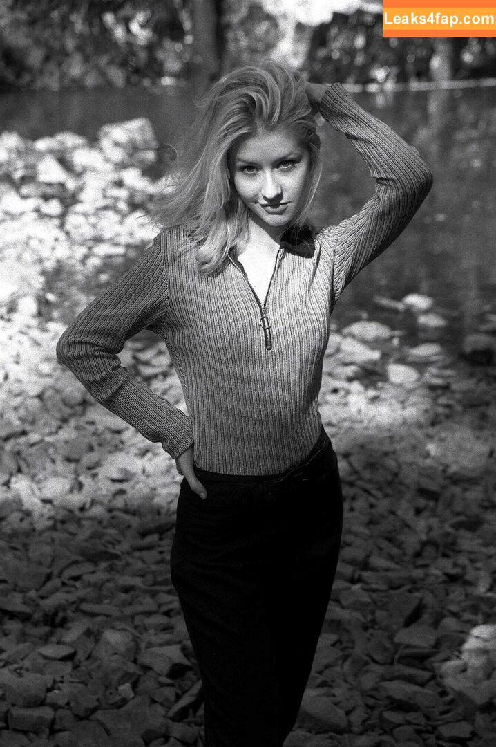 Christina Aguilera / XTINA / christinaaguilera слитое фото фото #0088