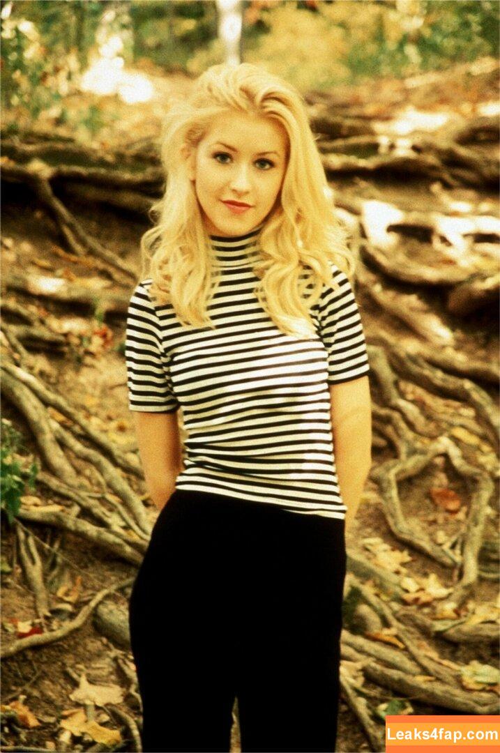 Christina Aguilera / XTINA / christinaaguilera слитое фото фото #0089