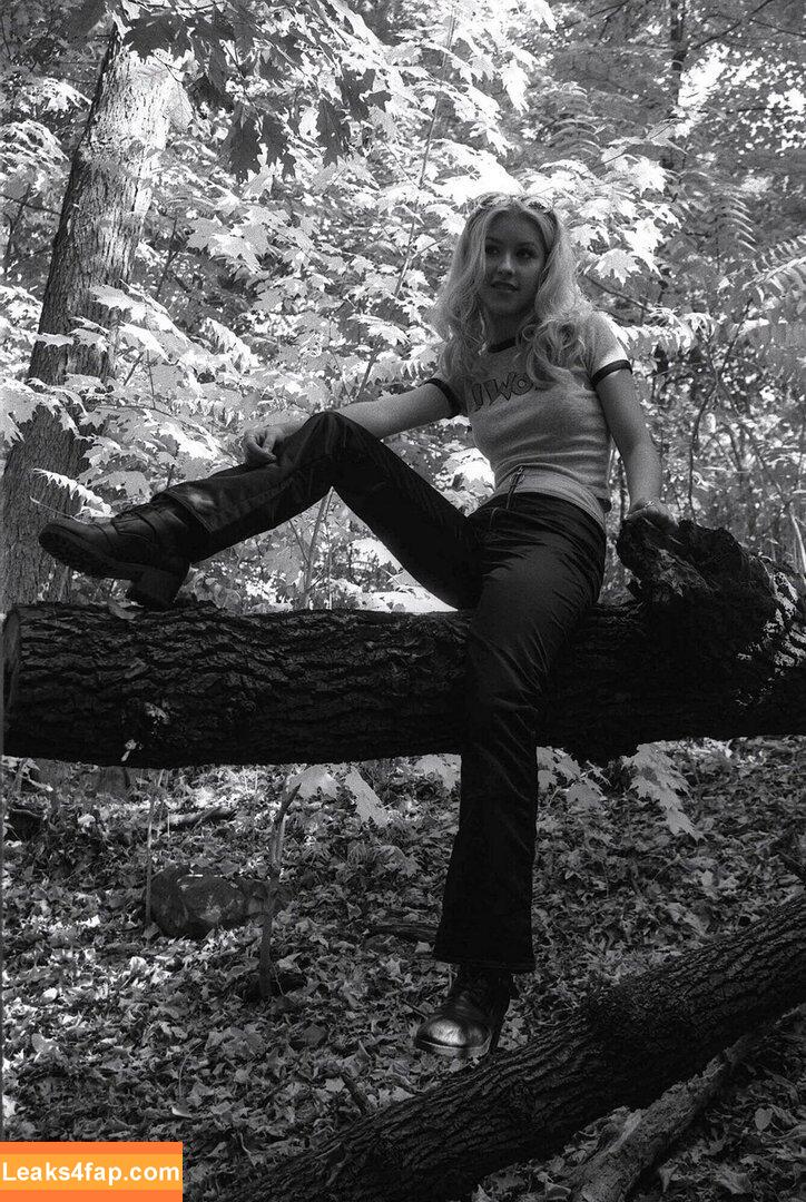 Christina Aguilera / XTINA / christinaaguilera слитое фото фото #0092