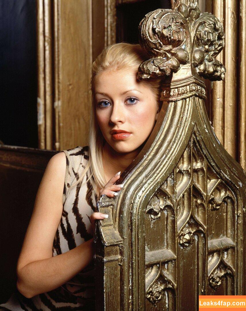 Christina Aguilera / XTINA / christinaaguilera слитое фото фото #0103
