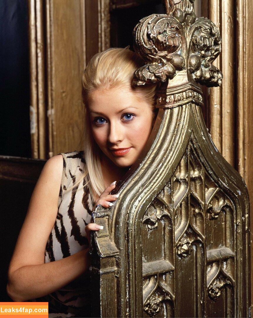 Christina Aguilera / XTINA / christinaaguilera слитое фото фото #0109