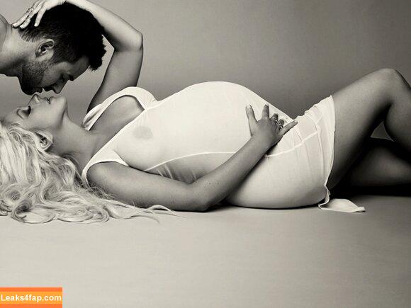 Christina Aguilera / XTINA / christinaaguilera слитое фото фото #0152