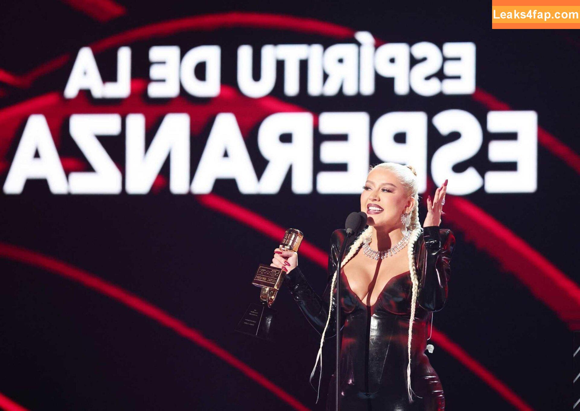 Christina Aguilera / XTINA / christinaaguilera слитое фото фото #0157