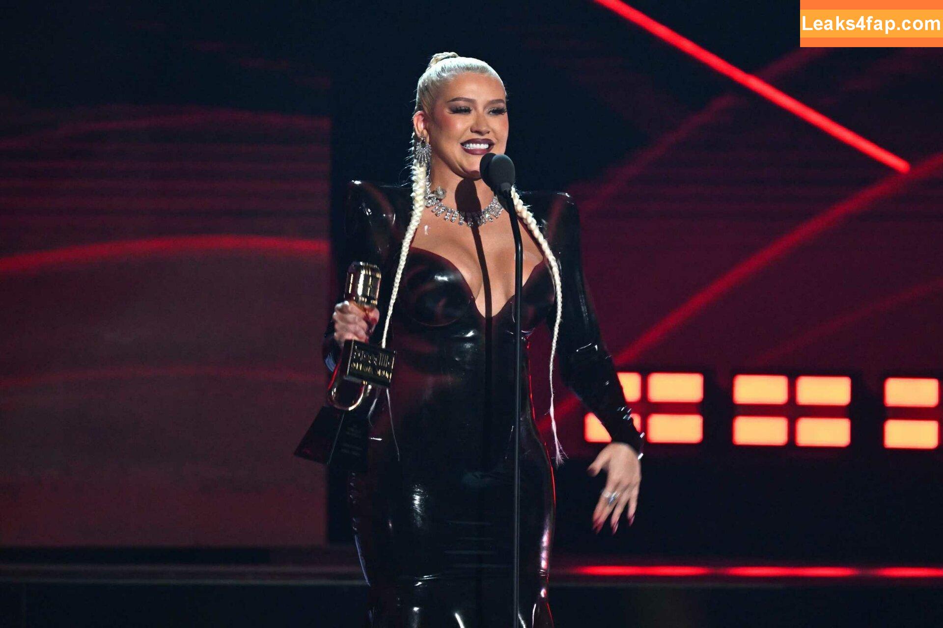 Christina Aguilera / XTINA / christinaaguilera слитое фото фото #0164