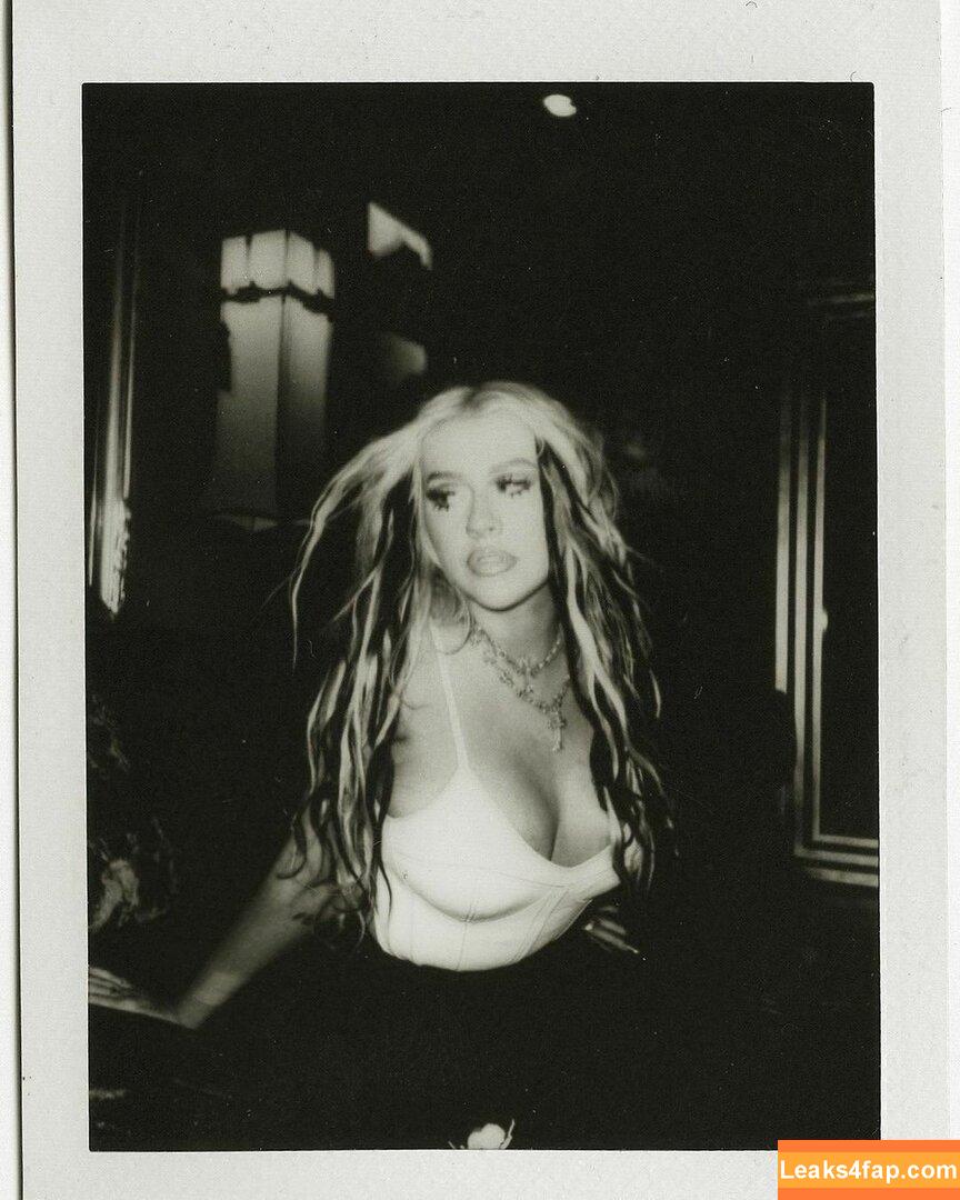 Christina Aguilera / XTINA / christinaaguilera слитое фото фото #0179