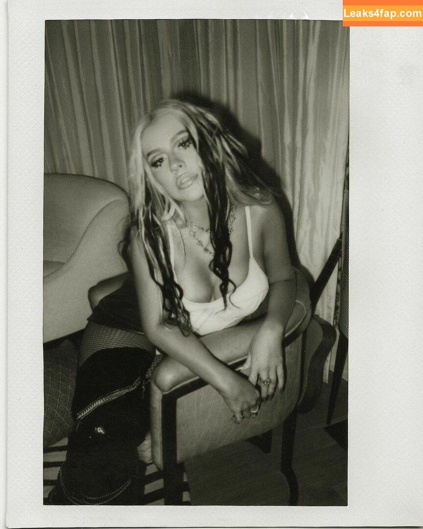 Christina Aguilera / XTINA / christinaaguilera слитое фото фото #0180