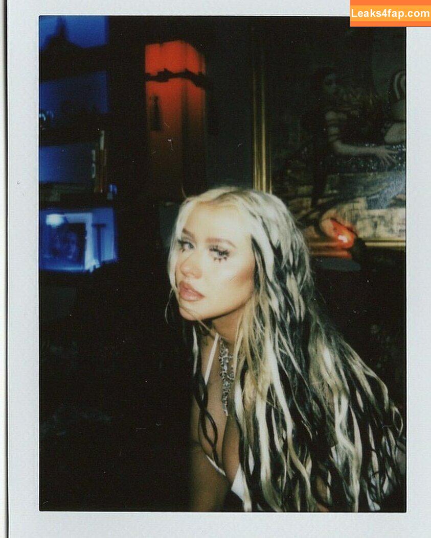 Christina Aguilera / XTINA / christinaaguilera слитое фото фото #0181