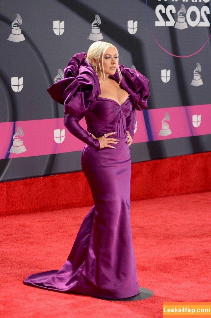Christina Aguilera / XTINA / christinaaguilera слитое фото фото #0192