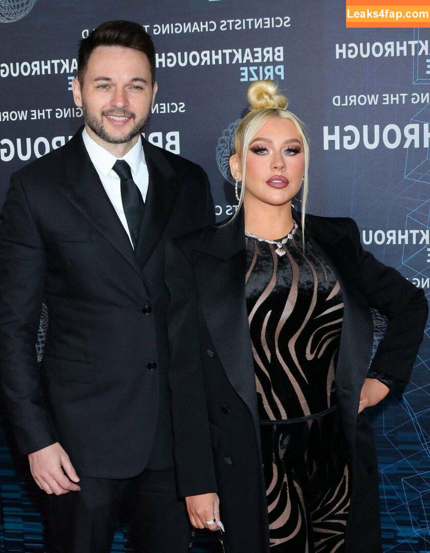 Christina Aguilera / XTINA / christinaaguilera слитое фото фото #0205