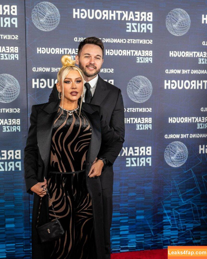 Christina Aguilera / XTINA / christinaaguilera слитое фото фото #0211