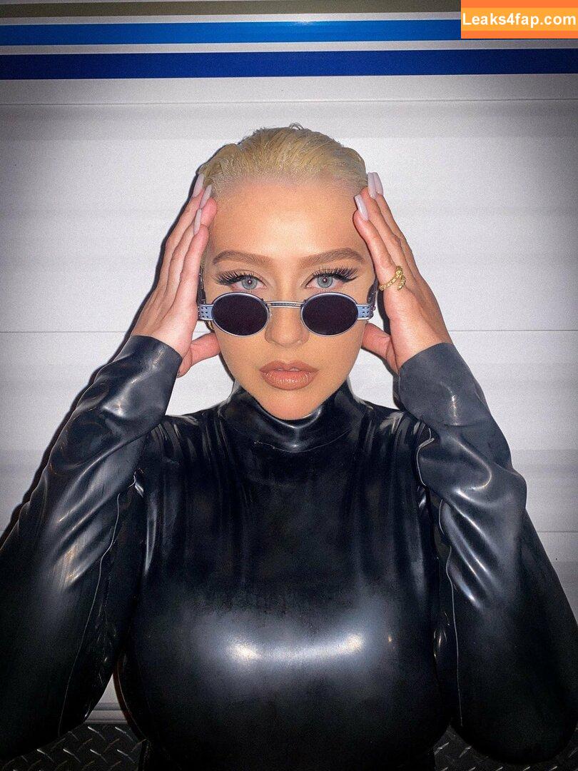 Christina Aguilera / XTINA / christinaaguilera слитое фото фото #0252