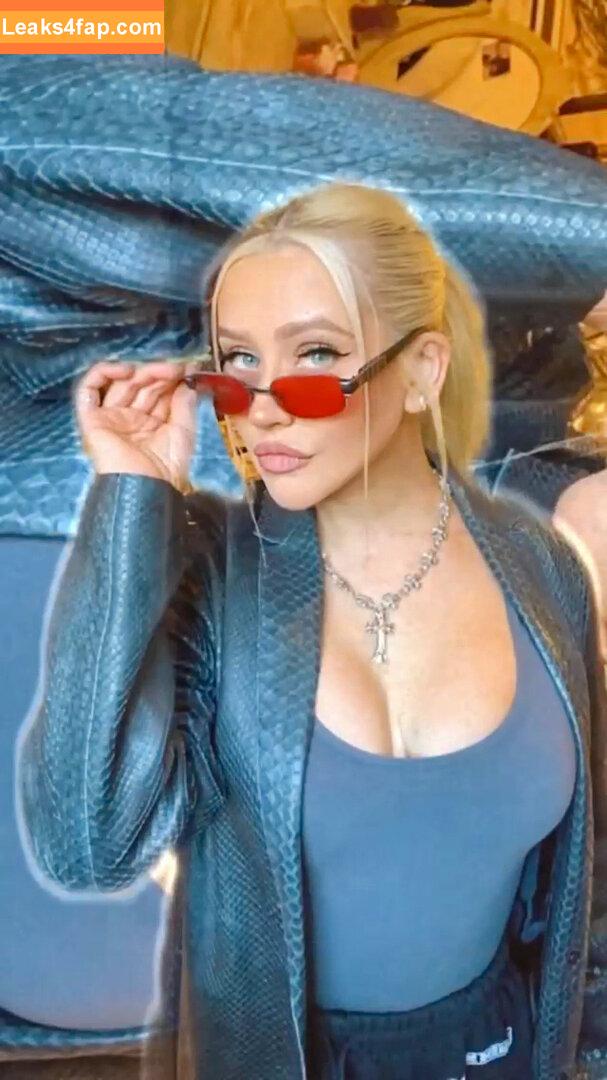 Christina Aguilera / XTINA / christinaaguilera слитое фото фото #0254