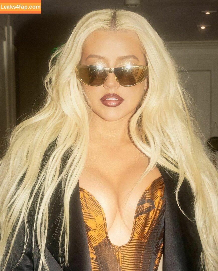 Christina Aguilera / XTINA / christinaaguilera слитое фото фото #0263