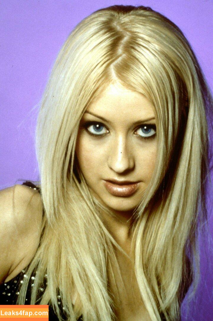 Christina Aguilera / XTINA / christinaaguilera слитое фото фото #0288