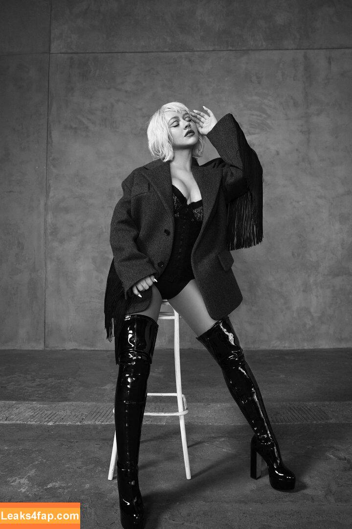 Christina Aguilera / XTINA / christinaaguilera слитое фото фото #0295