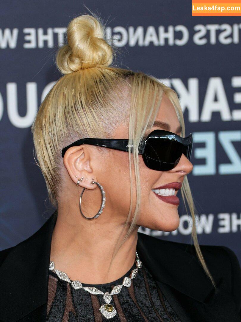 Christina Aguilera / XTINA / christinaaguilera слитое фото фото #0336