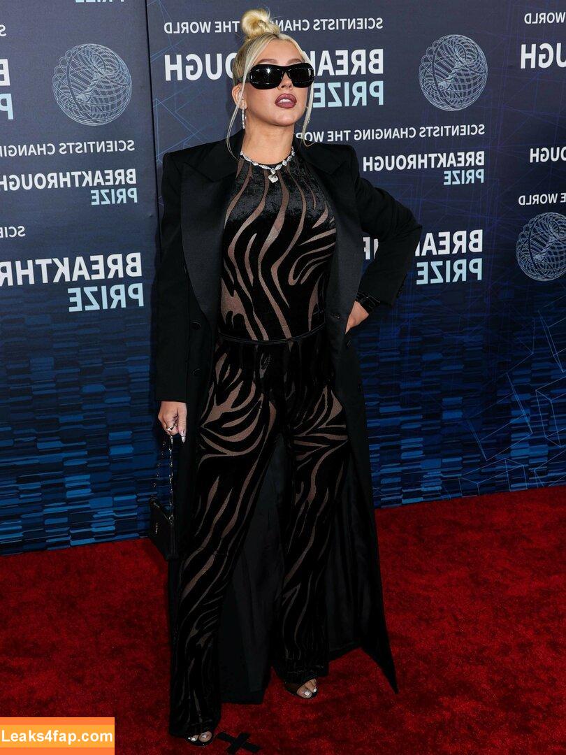 Christina Aguilera / XTINA / christinaaguilera слитое фото фото #0343