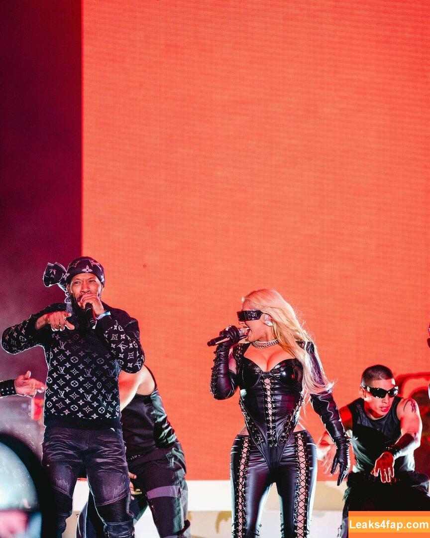 Christina Aguilera / XTINA / christinaaguilera слитое фото фото #0344