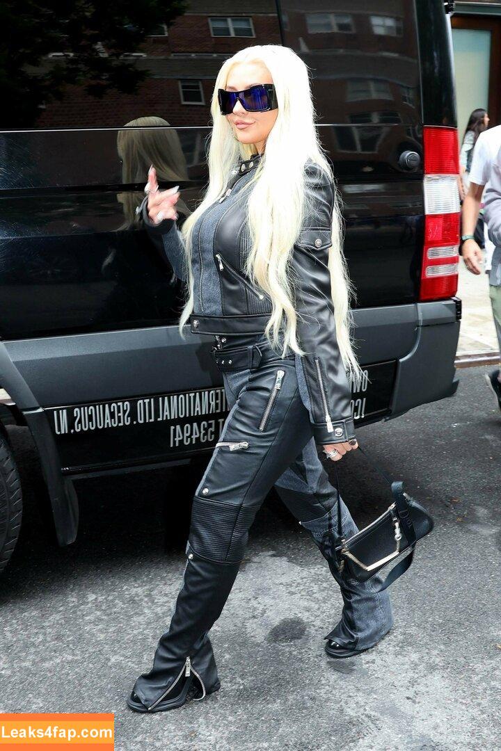 Christina Aguilera / XTINA / christinaaguilera слитое фото фото #0348
