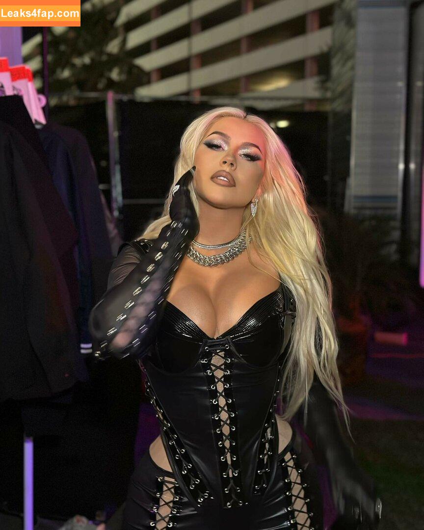 Christina Aguilera / XTINA / christinaaguilera слитое фото фото #0355